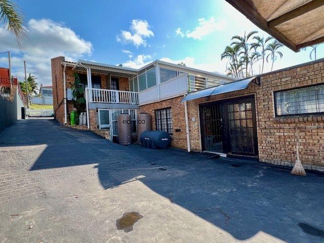 3 Bedroom Property for Sale in Uvongo KwaZulu-Natal