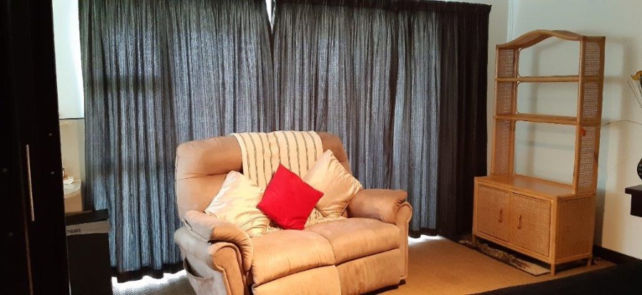 6 Bedroom Property for Sale in Woodgrange KwaZulu-Natal