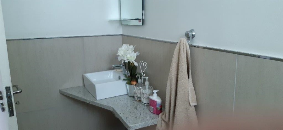 6 Bedroom Property for Sale in Woodgrange KwaZulu-Natal