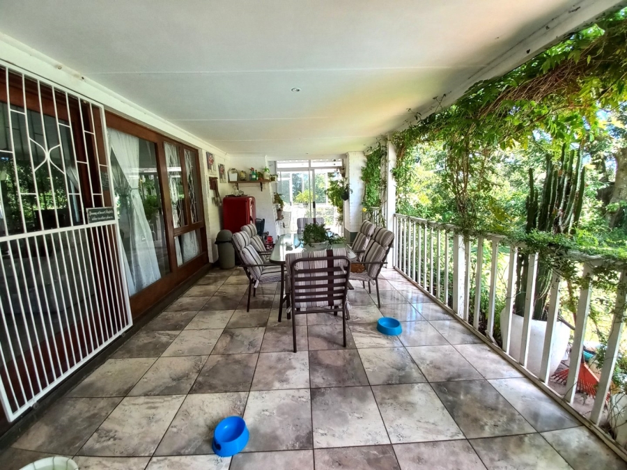 4 Bedroom Property for Sale in Umtentweni KwaZulu-Natal