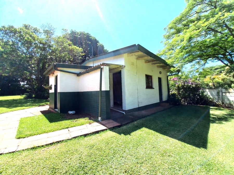 4 Bedroom Property for Sale in Umtentweni KwaZulu-Natal