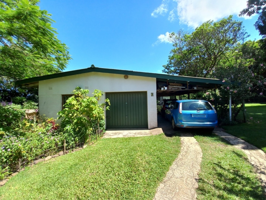 4 Bedroom Property for Sale in Umtentweni KwaZulu-Natal