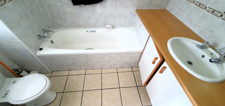 2 Bedroom Property for Sale in Margate KwaZulu-Natal