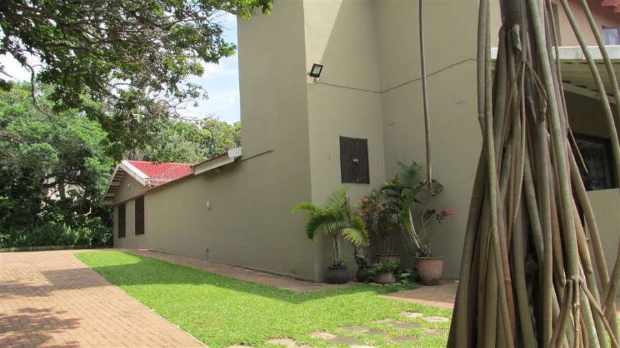 7 Bedroom Property for Sale in Marina Beach KwaZulu-Natal