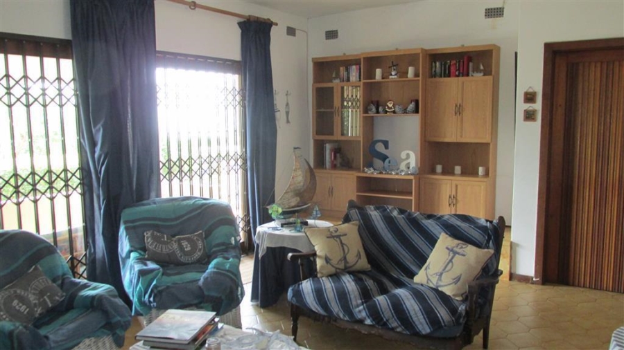 7 Bedroom Property for Sale in Marina Beach KwaZulu-Natal