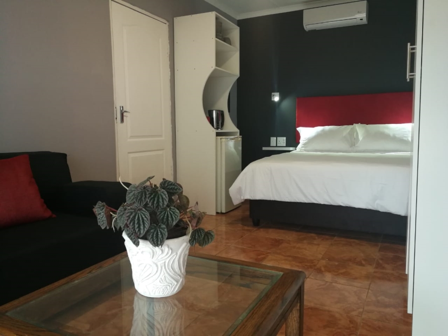 7 Bedroom Property for Sale in Sunwich Port KwaZulu-Natal