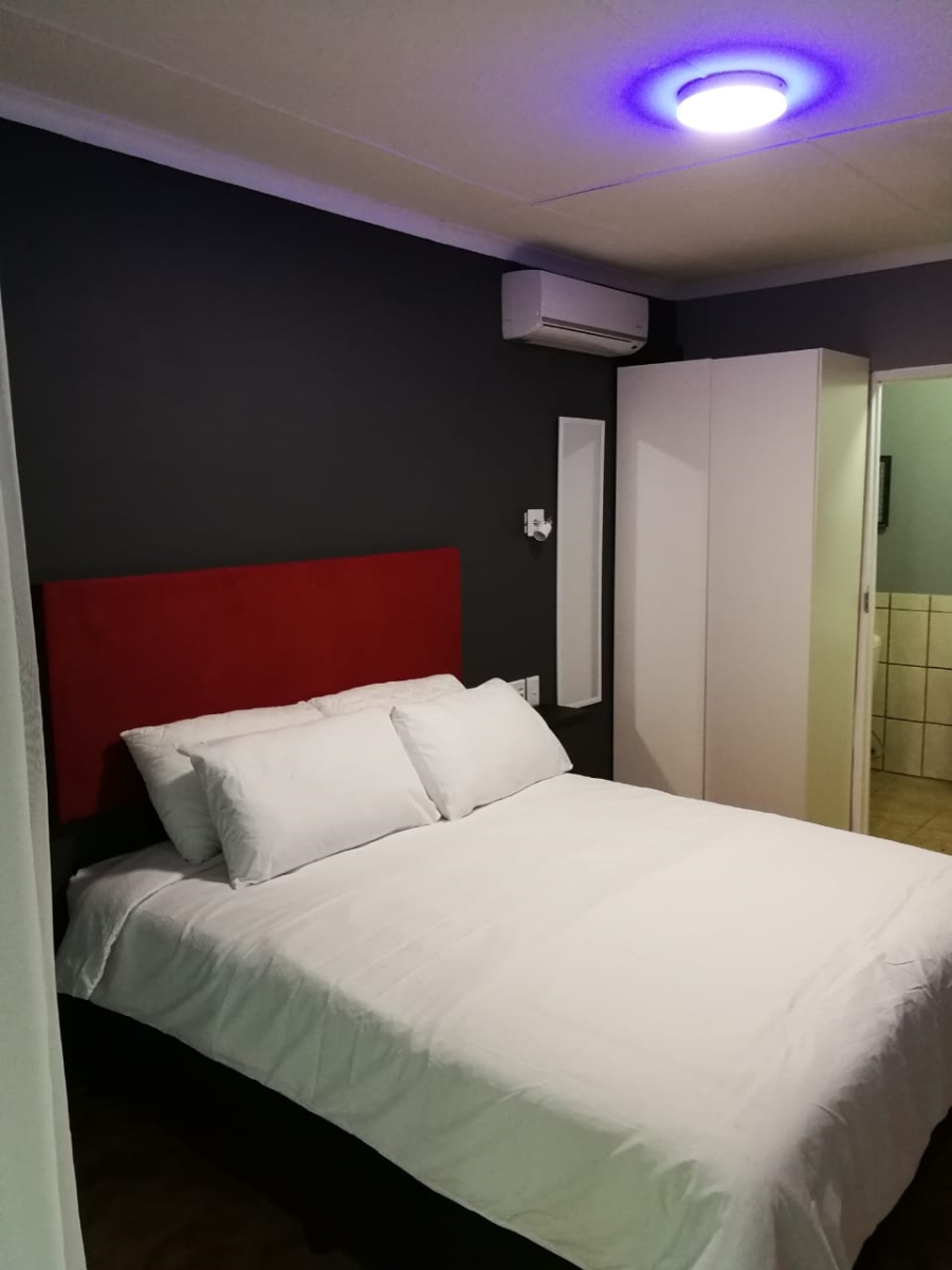 7 Bedroom Property for Sale in Sunwich Port KwaZulu-Natal