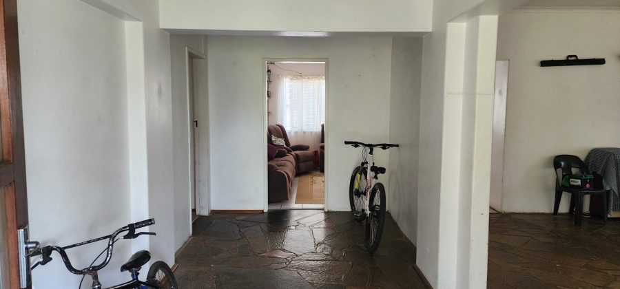 3 Bedroom Property for Sale in Southport KwaZulu-Natal