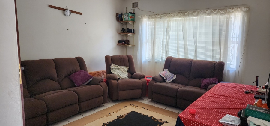 3 Bedroom Property for Sale in Southport KwaZulu-Natal