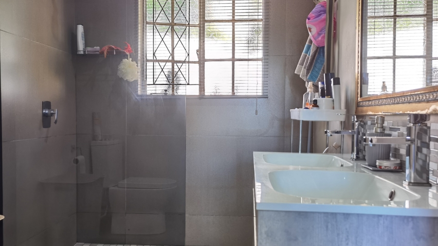 5 Bedroom Property for Sale in Town Hill KwaZulu-Natal