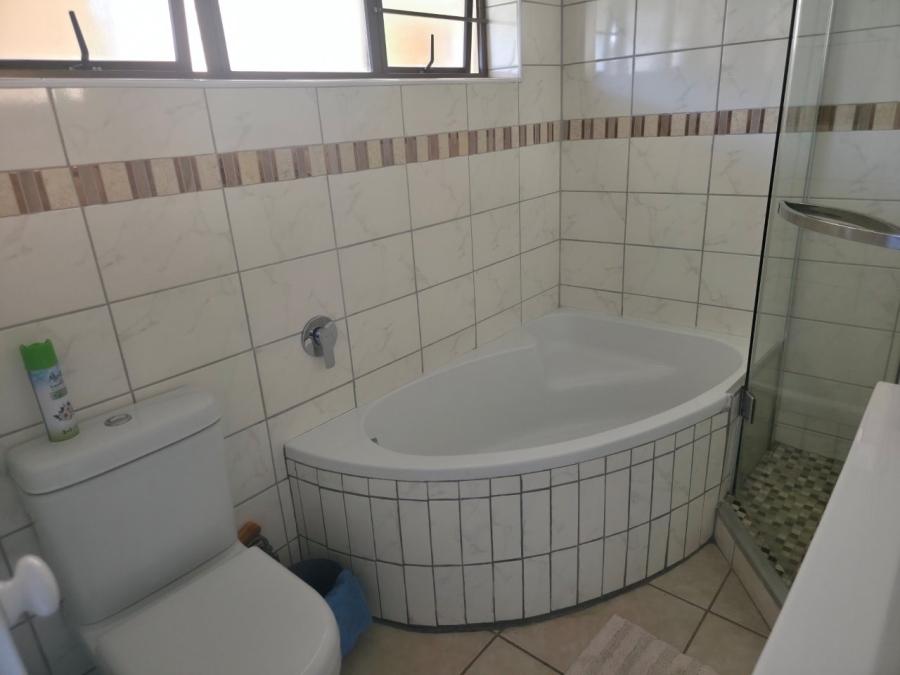2 Bedroom Property for Sale in Shelly Beach KwaZulu-Natal