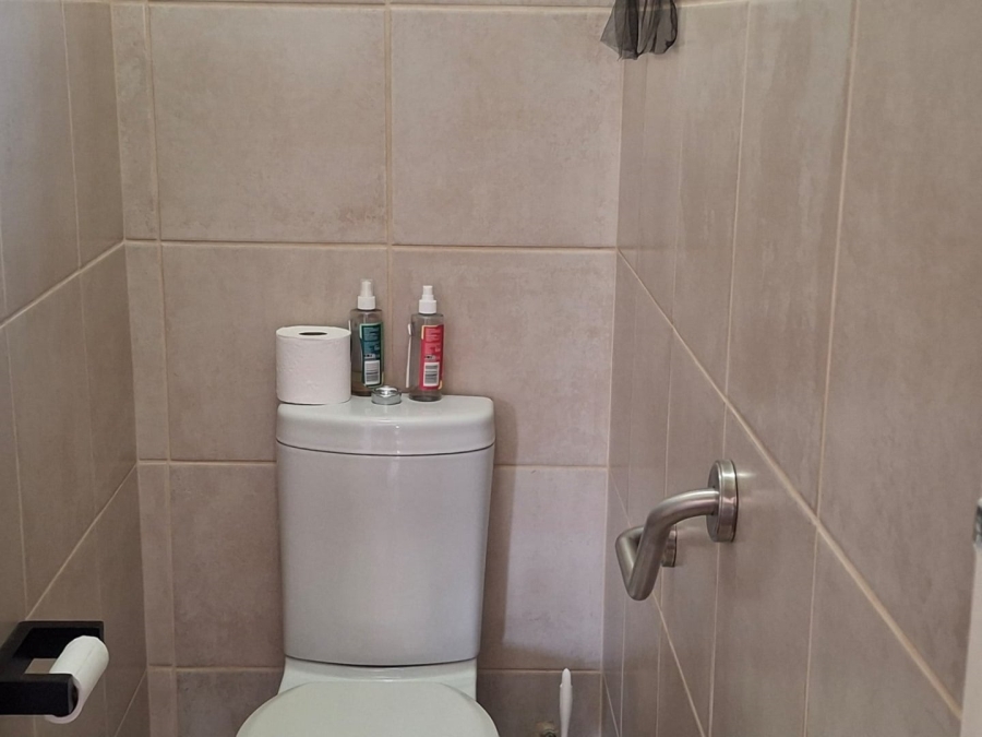 2 Bedroom Property for Sale in Shelly Beach KwaZulu-Natal