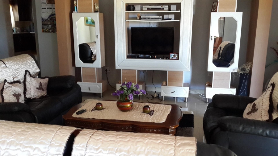 4 Bedroom Property for Sale in Rathboneville KwaZulu-Natal