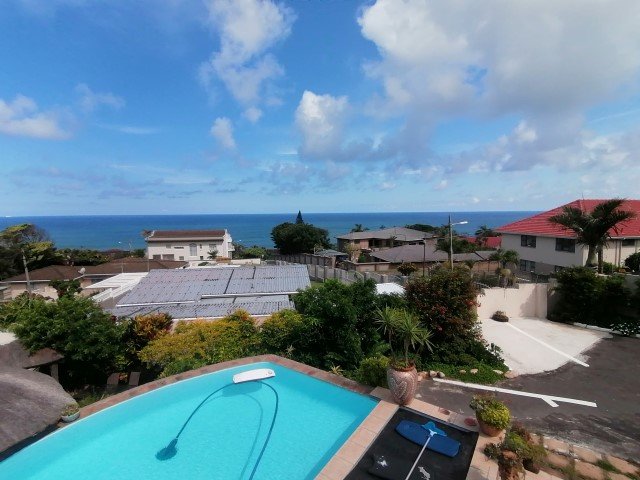 6 Bedroom Property for Sale in Uvongo KwaZulu-Natal