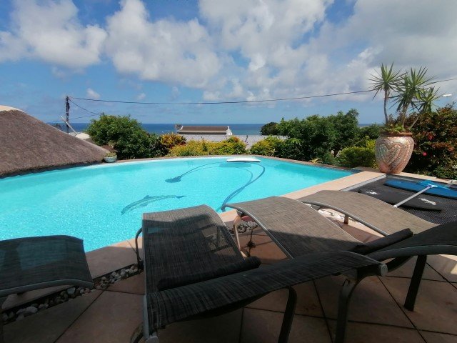 6 Bedroom Property for Sale in Uvongo KwaZulu-Natal