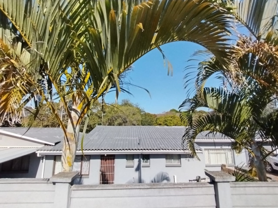 2 Bedroom Property for Sale in Uvongo KwaZulu-Natal