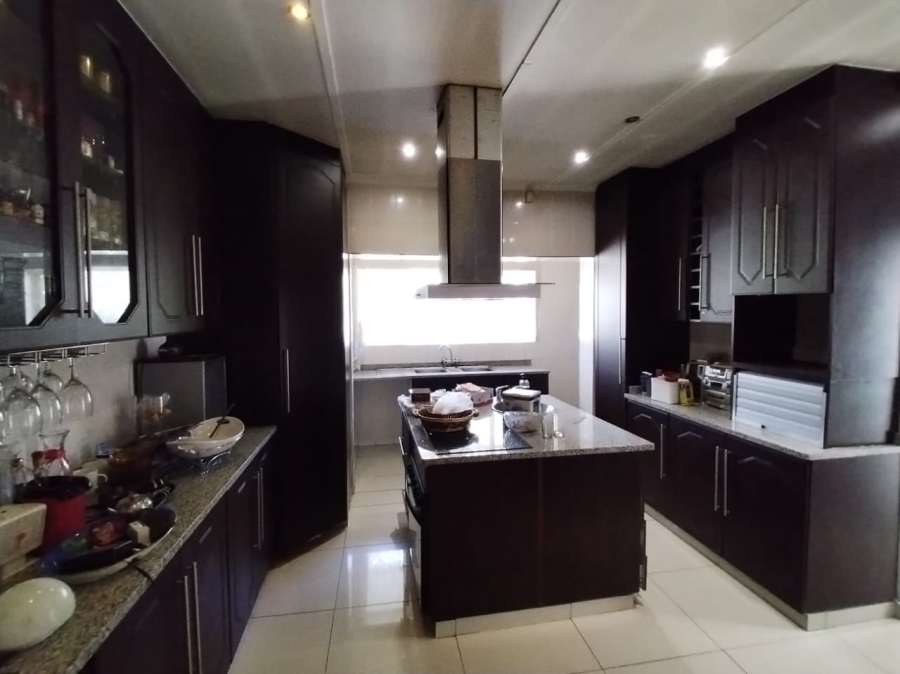 2 Bedroom Property for Sale in Uvongo KwaZulu-Natal