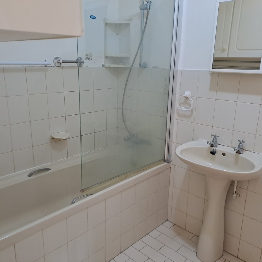 1 Bedroom Property for Sale in Scottburgh Central KwaZulu-Natal