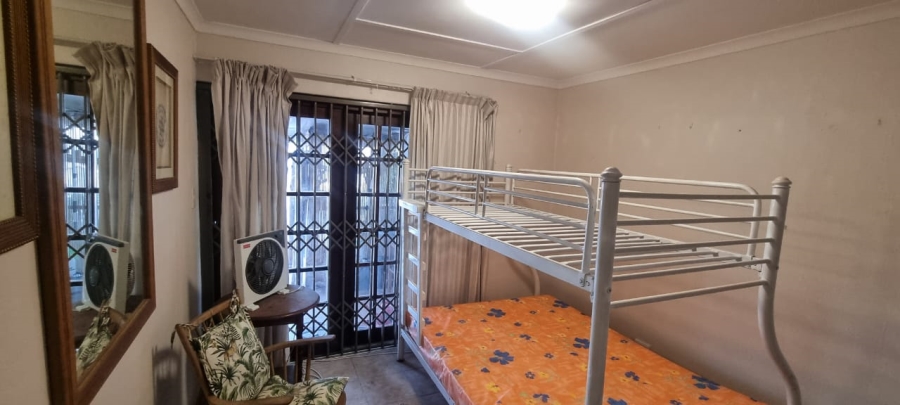3 Bedroom Property for Sale in Uvongo KwaZulu-Natal