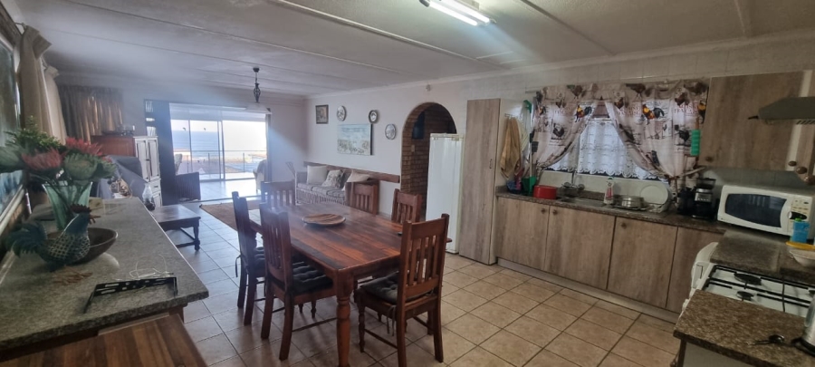 3 Bedroom Property for Sale in Uvongo KwaZulu-Natal