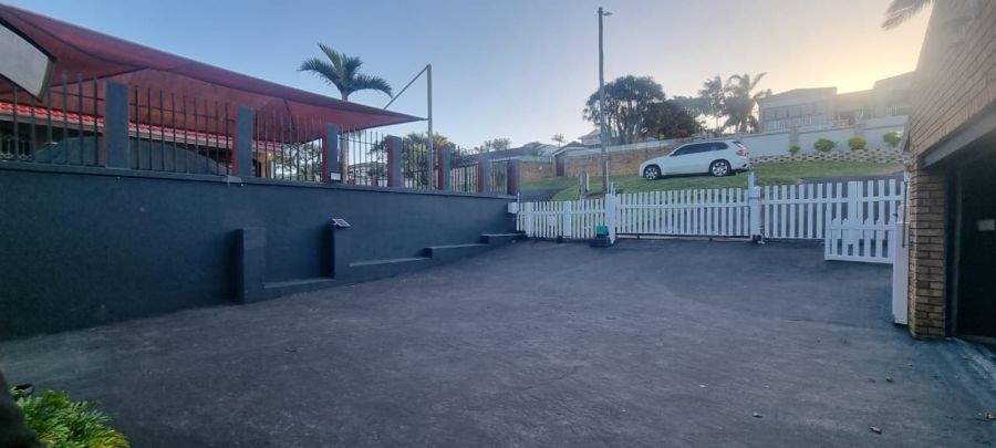 3 Bedroom Property for Sale in Uvongo KwaZulu-Natal