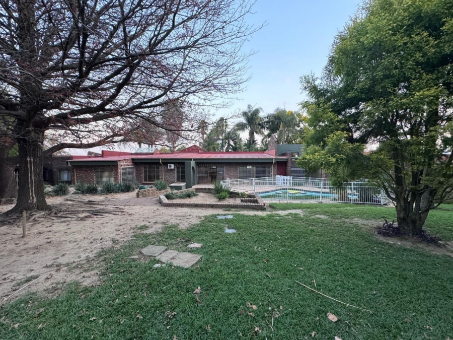 5 Bedroom Property for Sale in Aviary Hill KwaZulu-Natal