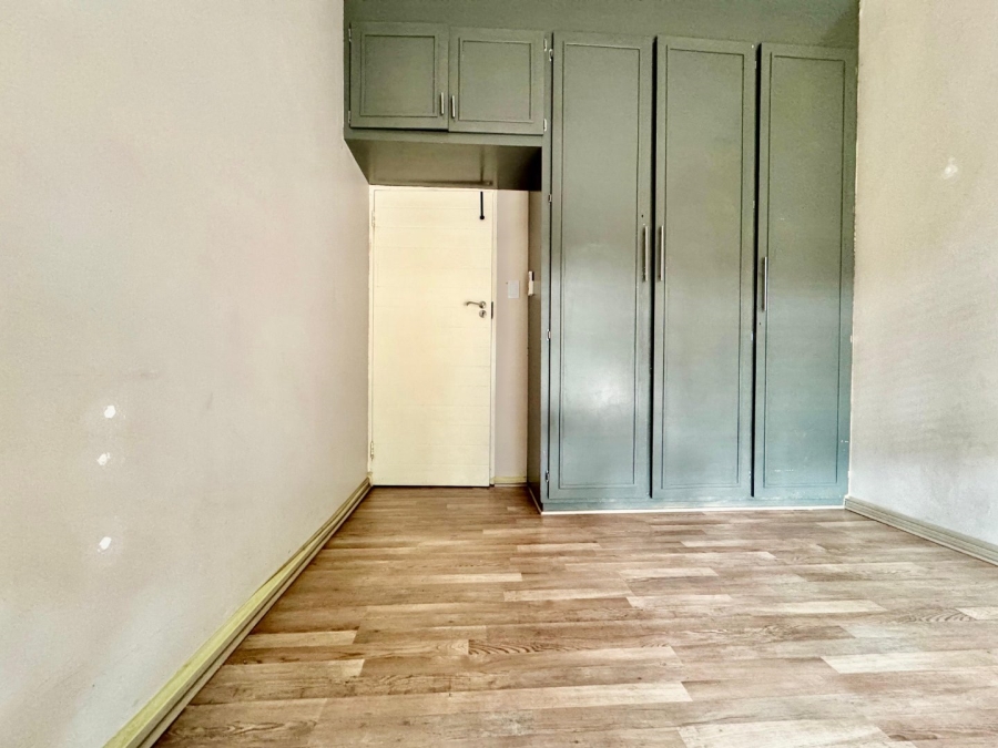 5 Bedroom Property for Sale in Aviary Hill KwaZulu-Natal
