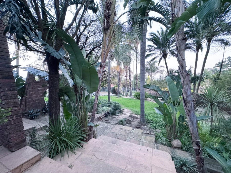 5 Bedroom Property for Sale in Aviary Hill KwaZulu-Natal