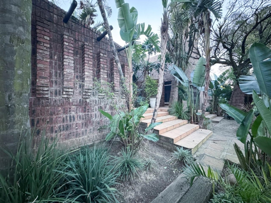5 Bedroom Property for Sale in Aviary Hill KwaZulu-Natal