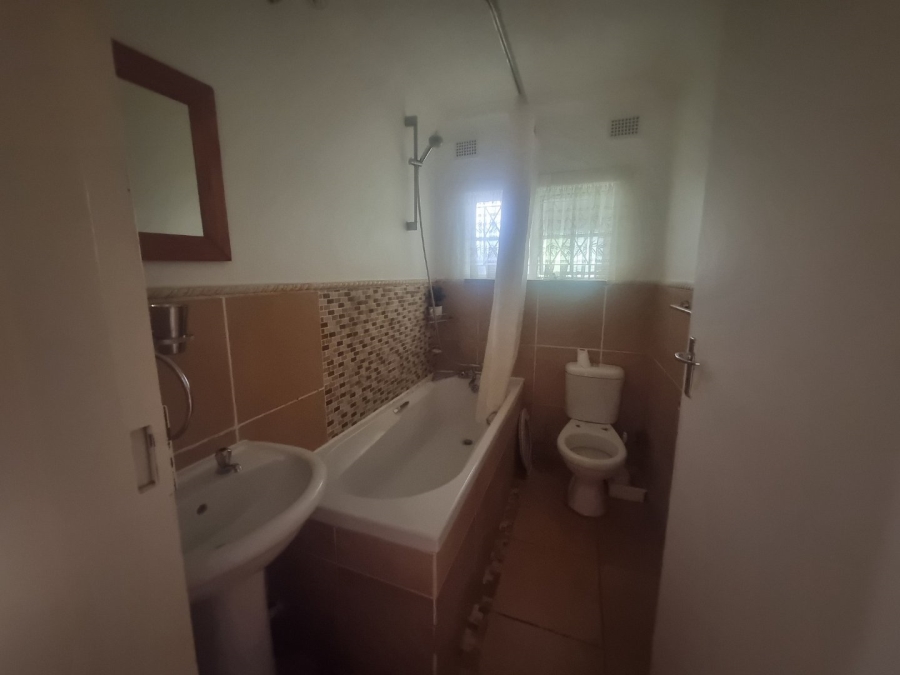 To Let 1 Bedroom Property for Rent in Montrose KwaZulu-Natal
