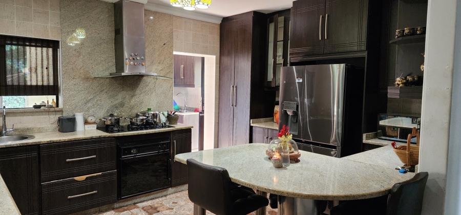 4 Bedroom Property for Sale in Port Shepstone KwaZulu-Natal