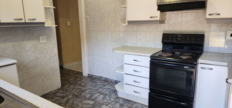 2 Bedroom Property for Sale in Uvongo KwaZulu-Natal