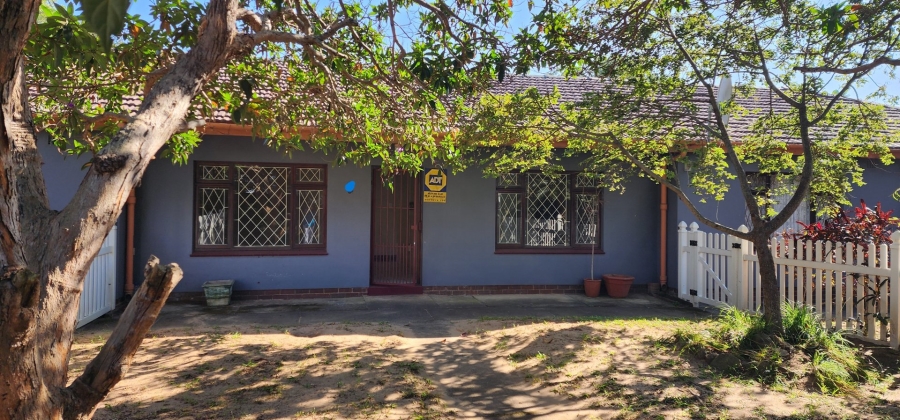 2 Bedroom Property for Sale in Uvongo KwaZulu-Natal