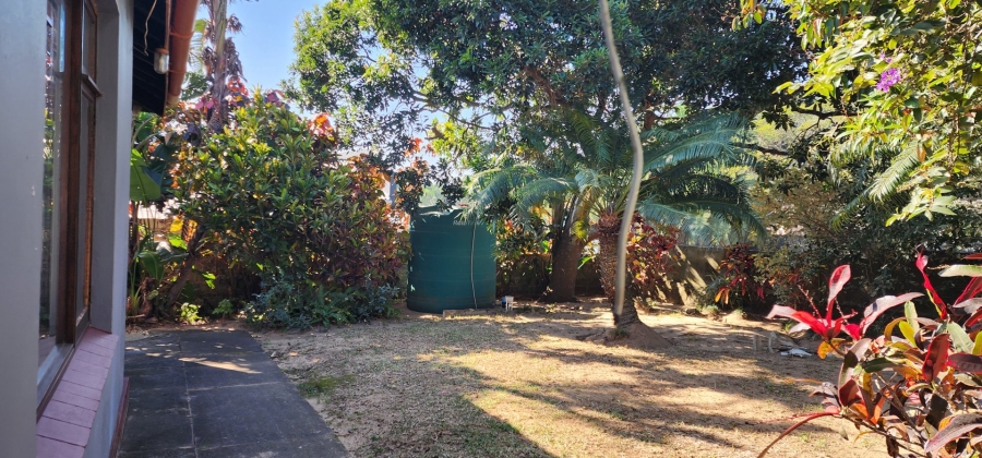 2 Bedroom Property for Sale in Uvongo KwaZulu-Natal