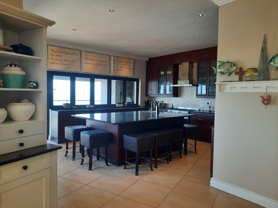 9 Bedroom Property for Sale in Southbroom KwaZulu-Natal