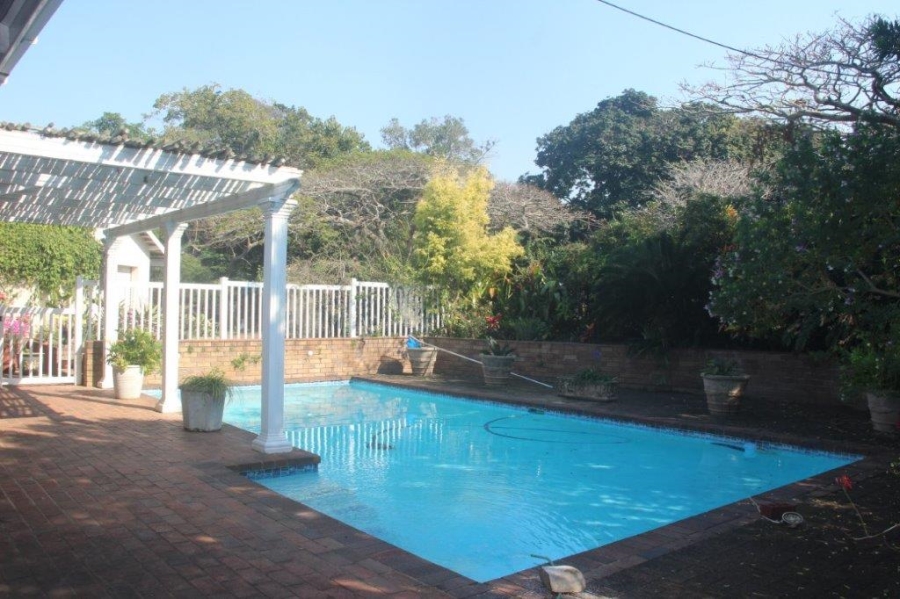 4 Bedroom Property for Sale in Umtentweni KwaZulu-Natal