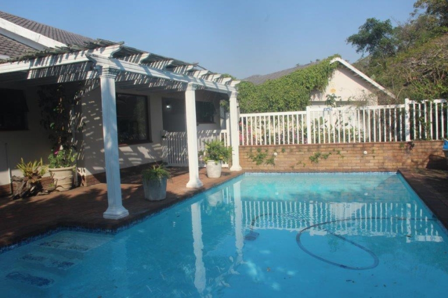 4 Bedroom Property for Sale in Umtentweni KwaZulu-Natal