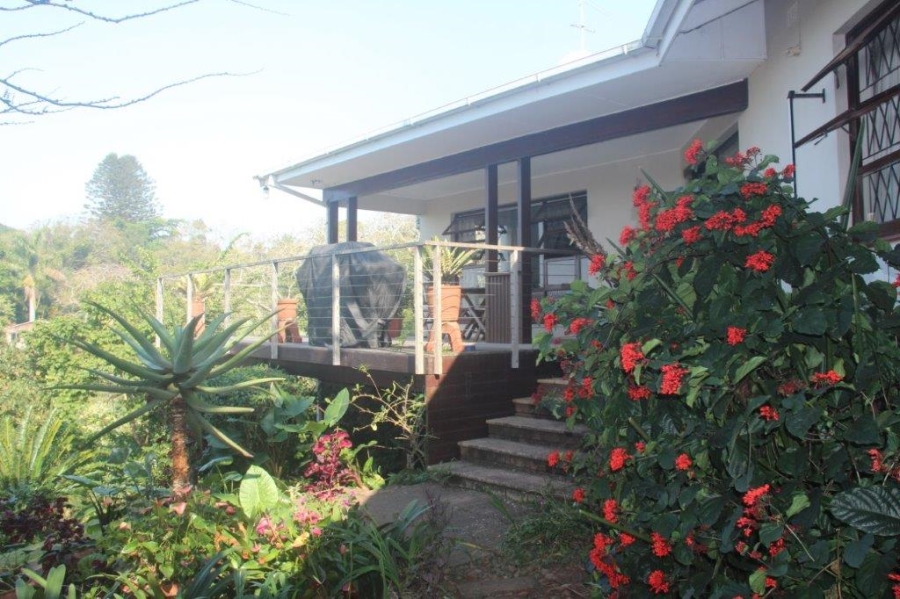 4 Bedroom Property for Sale in Umtentweni KwaZulu-Natal
