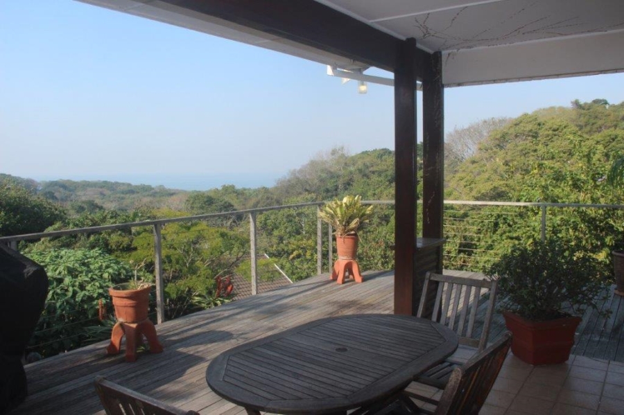 4 Bedroom Property for Sale in Umtentweni KwaZulu-Natal