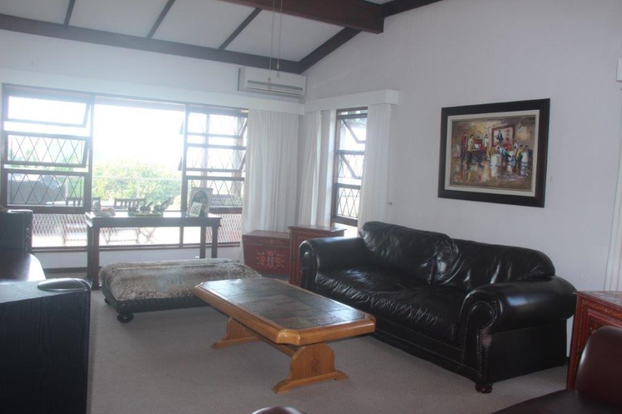 4 Bedroom Property for Sale in Umtentweni KwaZulu-Natal