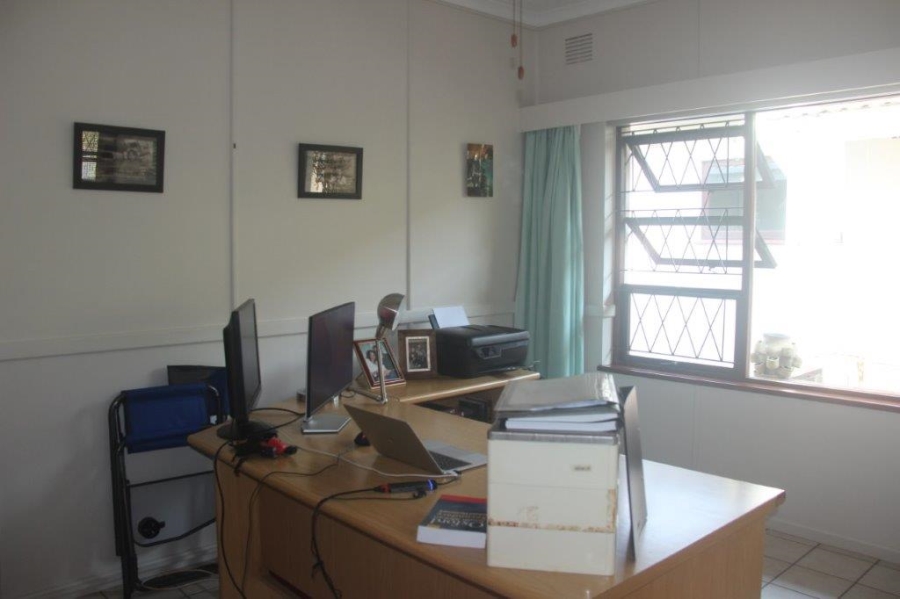 4 Bedroom Property for Sale in Umtentweni KwaZulu-Natal