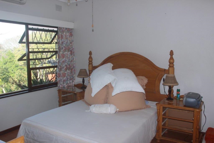 4 Bedroom Property for Sale in Umtentweni KwaZulu-Natal