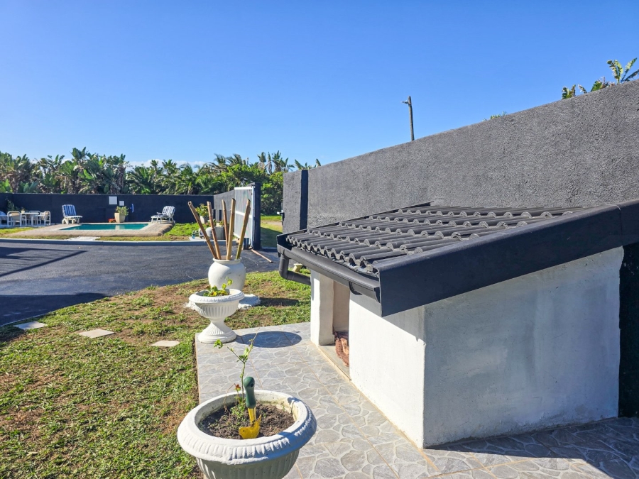 4 Bedroom Property for Sale in Uvongo KwaZulu-Natal