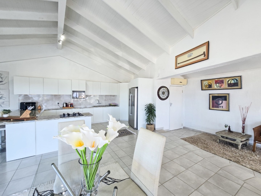 4 Bedroom Property for Sale in Uvongo KwaZulu-Natal