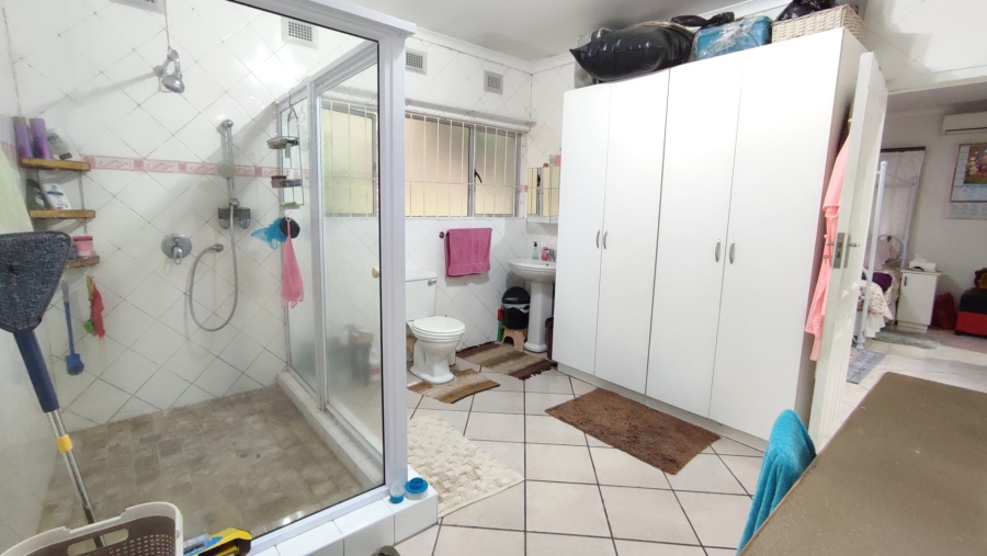 8 Bedroom Property for Sale in Marburg KwaZulu-Natal