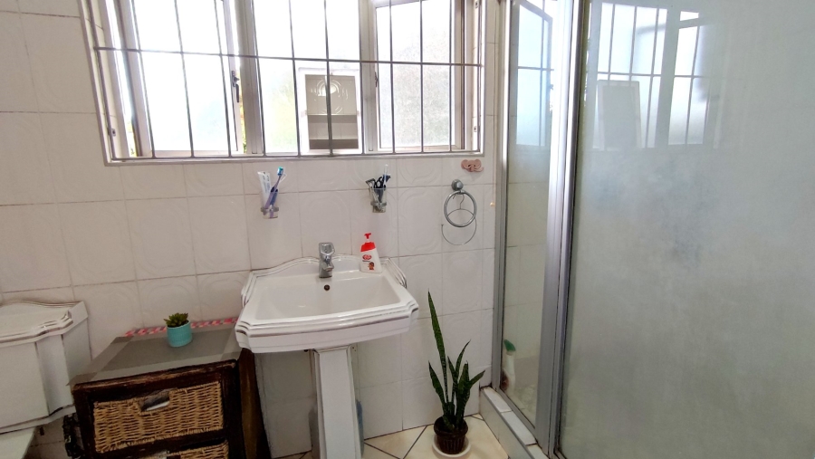 8 Bedroom Property for Sale in Marburg KwaZulu-Natal