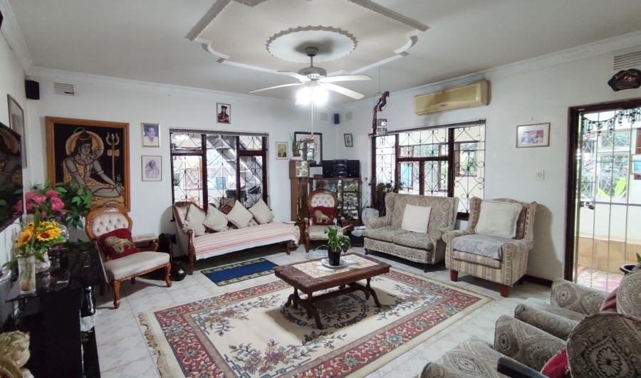 8 Bedroom Property for Sale in Marburg KwaZulu-Natal