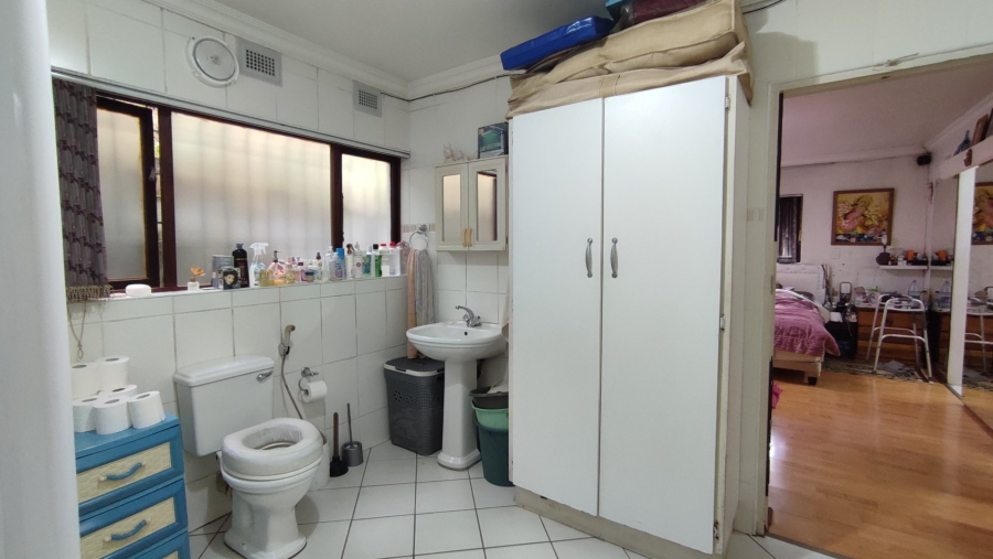 8 Bedroom Property for Sale in Marburg KwaZulu-Natal