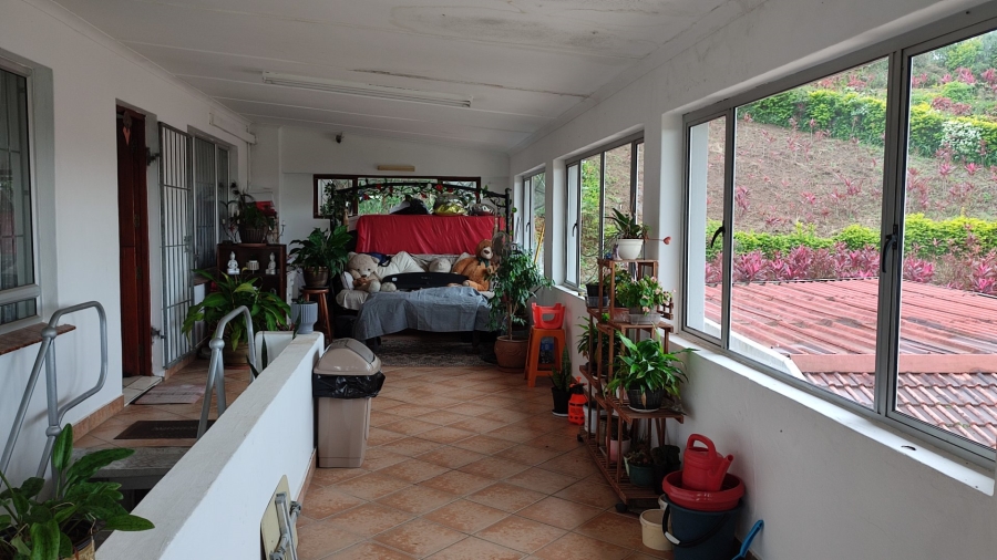 8 Bedroom Property for Sale in Marburg KwaZulu-Natal