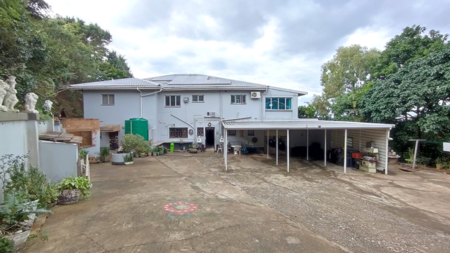 8 Bedroom Property for Sale in Marburg KwaZulu-Natal